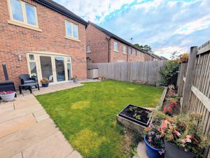 Photo 13- click for photo gallery